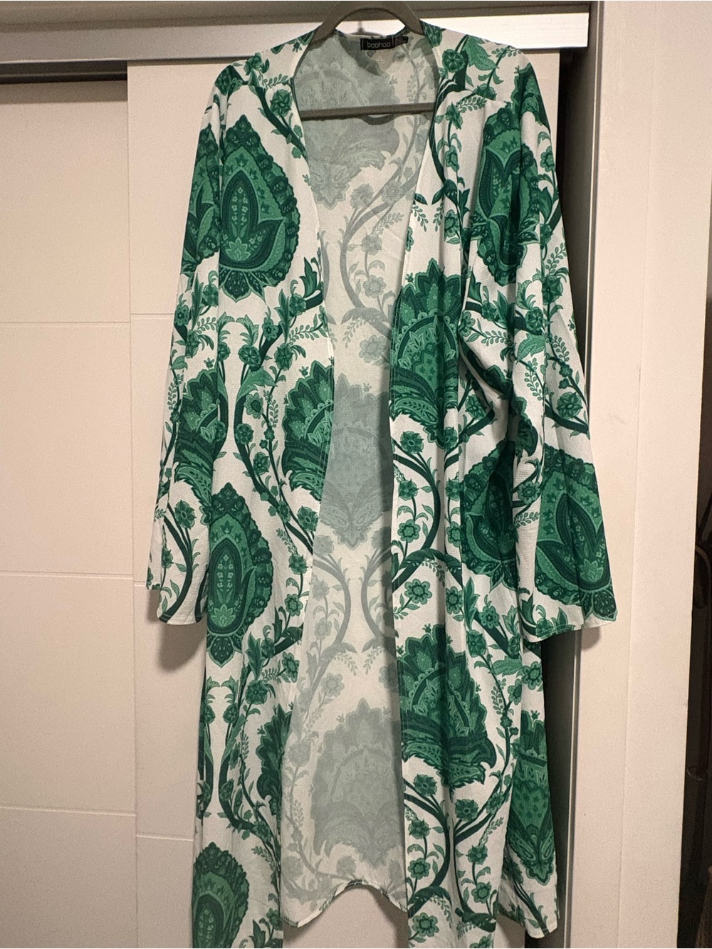 Flowing Green Paisley Kimono